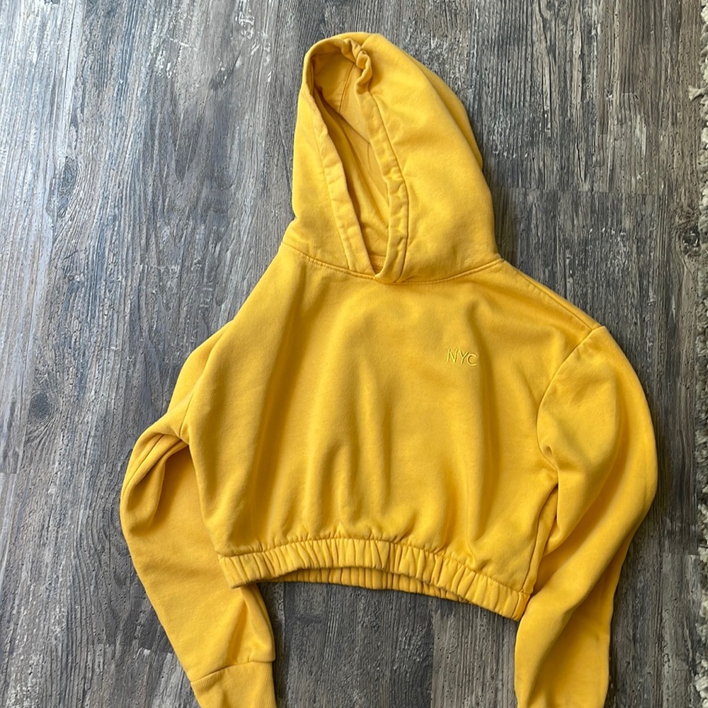 H&M girls crop hoodie EUC smoke free home